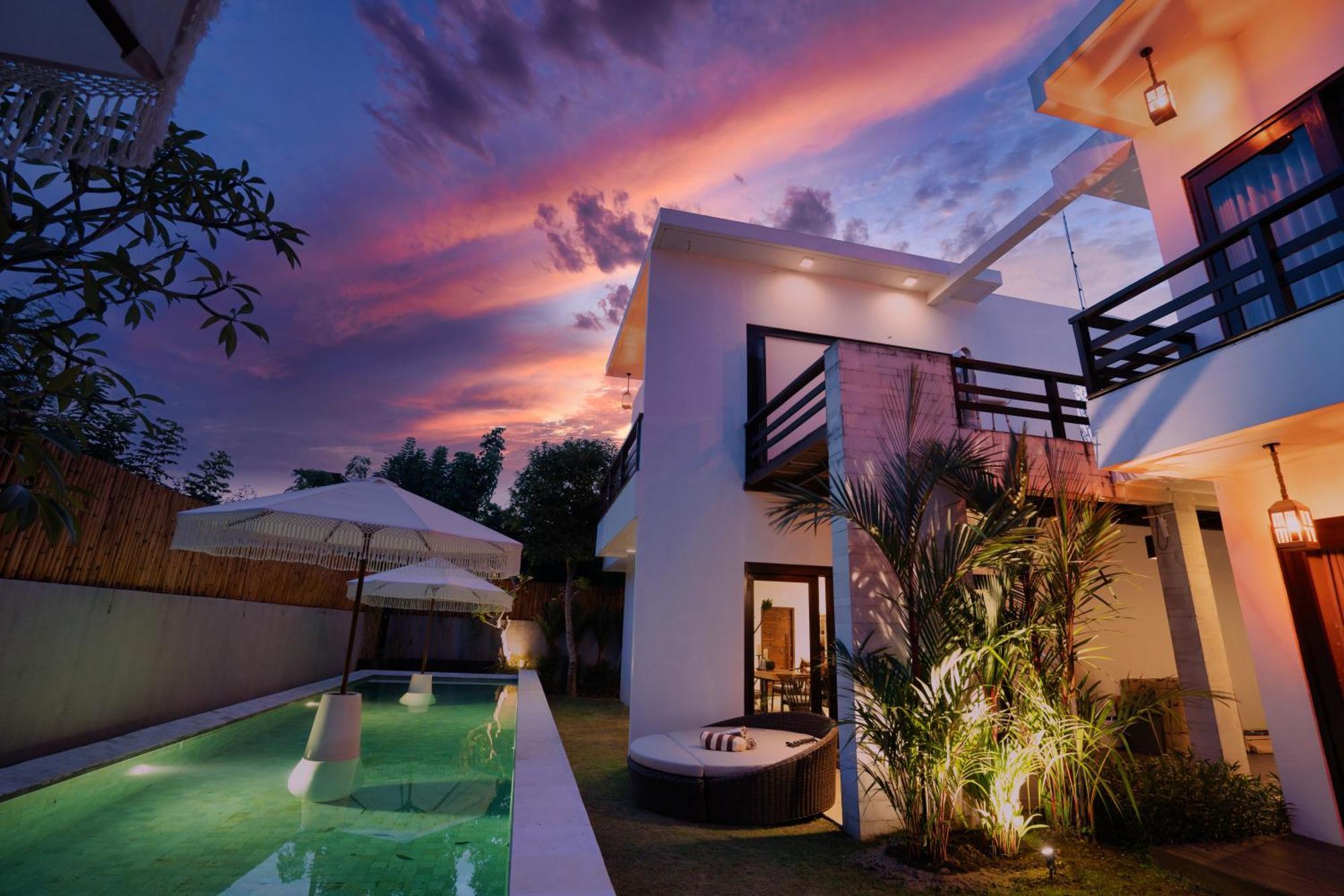 Skyfall Luxury Beach Villa นูซาดูอา ภายนอก รูปภาพ