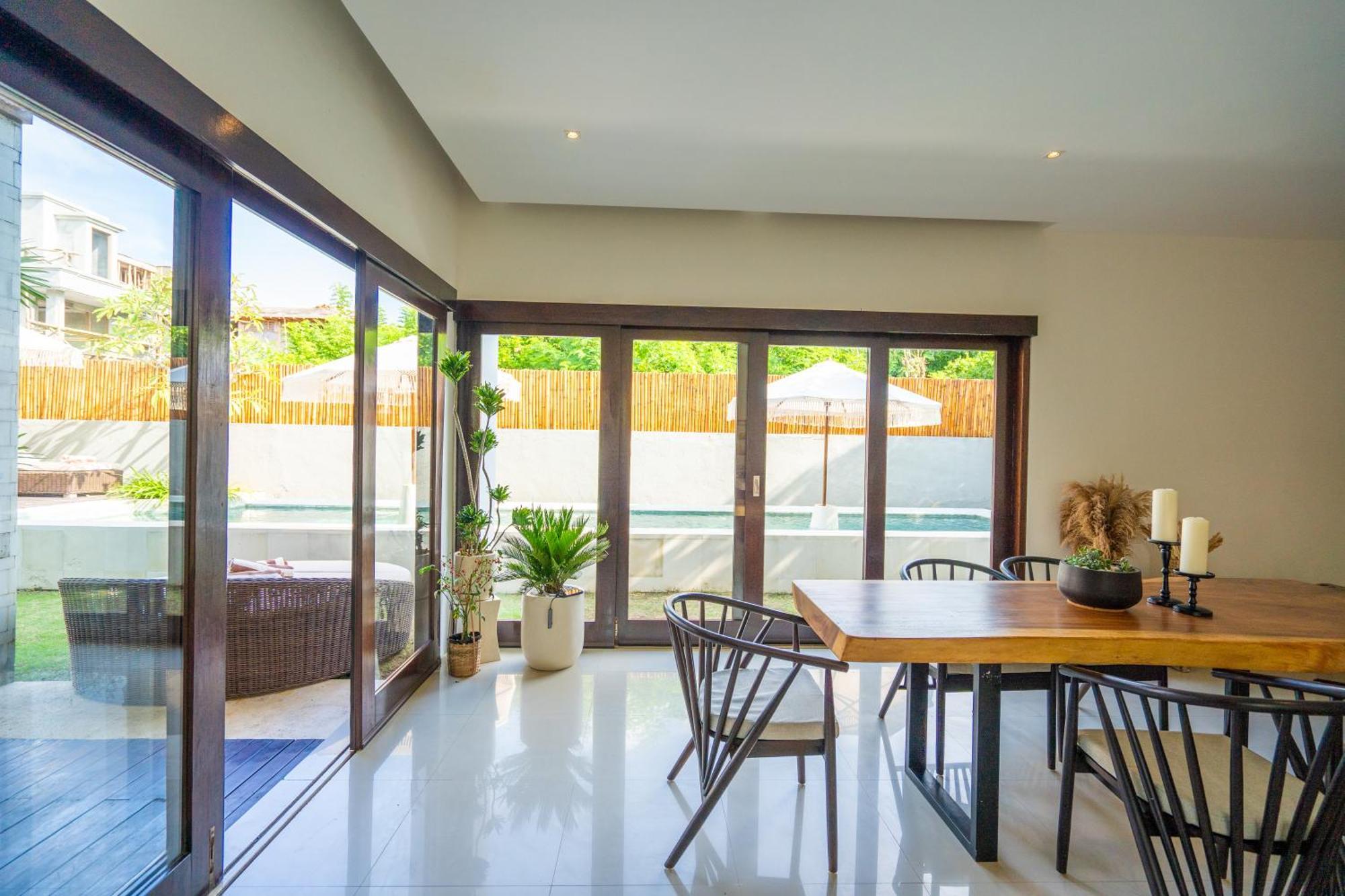 Skyfall Luxury Beach Villa นูซาดูอา ภายนอก รูปภาพ