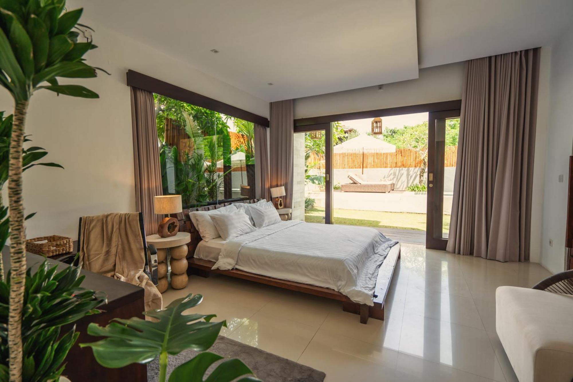 Skyfall Luxury Beach Villa นูซาดูอา ภายนอก รูปภาพ
