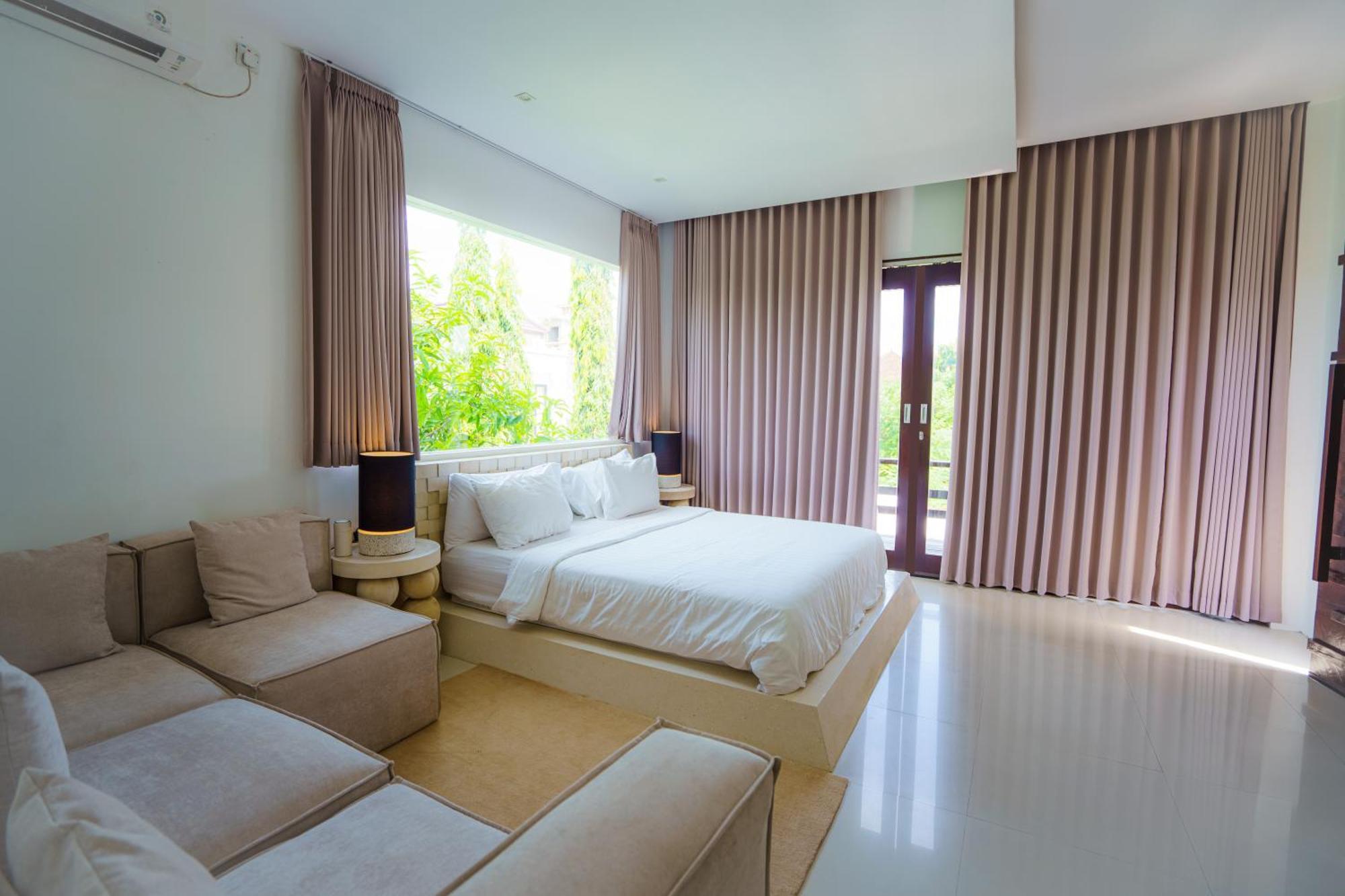 Skyfall Luxury Beach Villa นูซาดูอา ภายนอก รูปภาพ