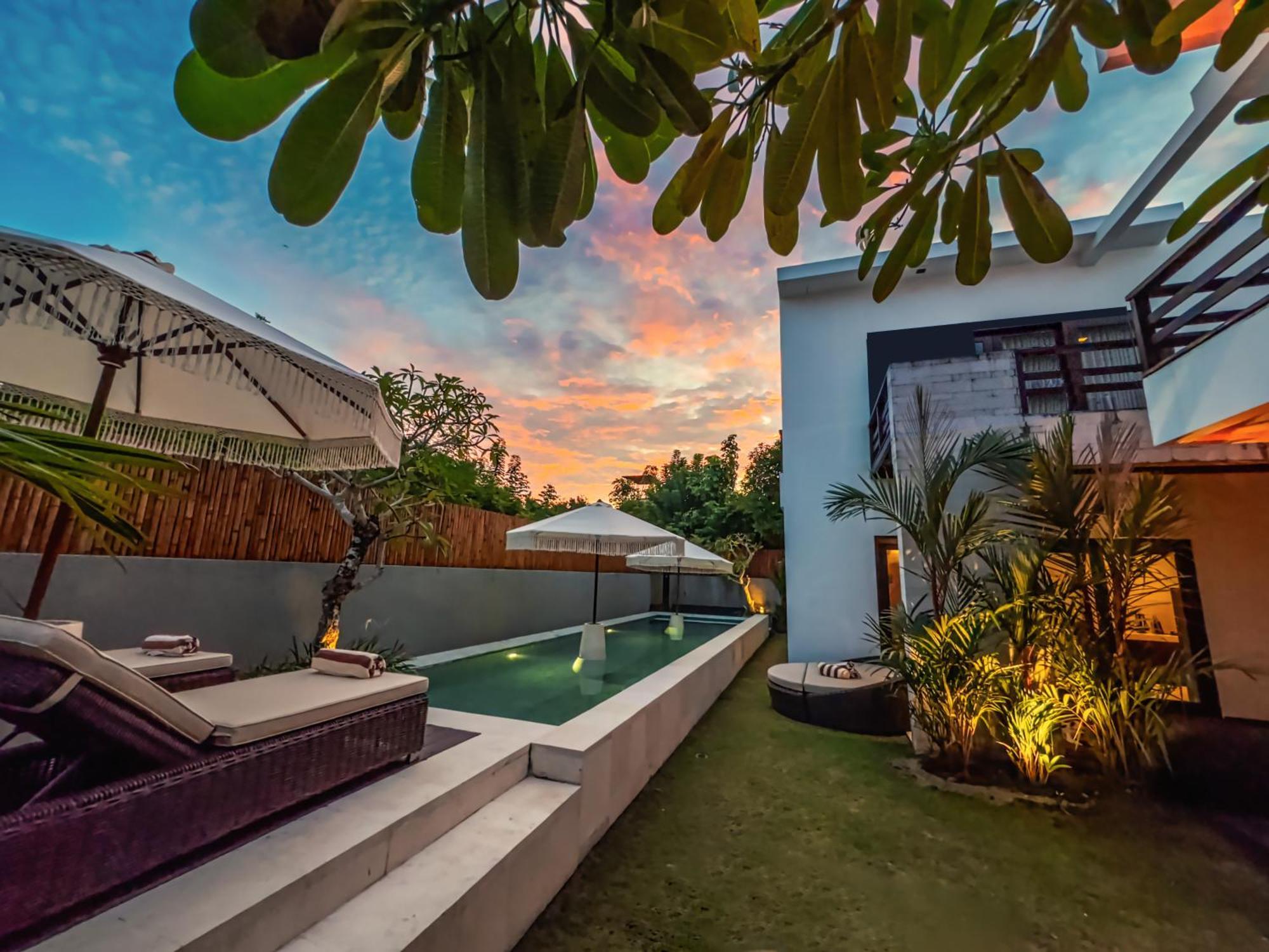 Skyfall Luxury Beach Villa นูซาดูอา ภายนอก รูปภาพ