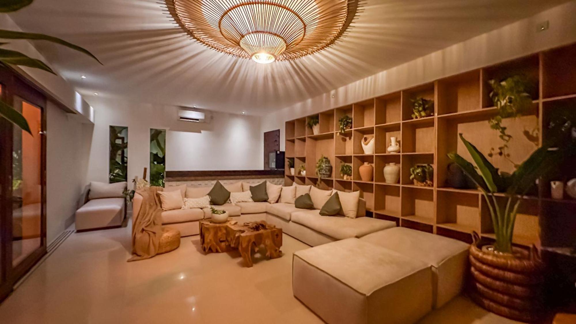 Skyfall Luxury Beach Villa นูซาดูอา ภายนอก รูปภาพ